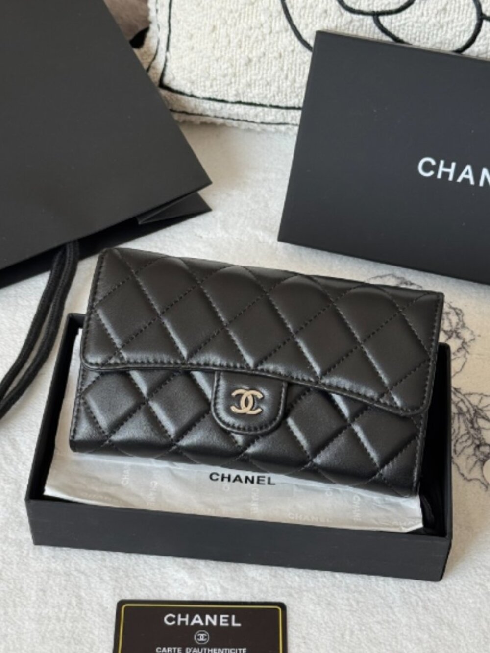 ✨Chanel Black Wallet